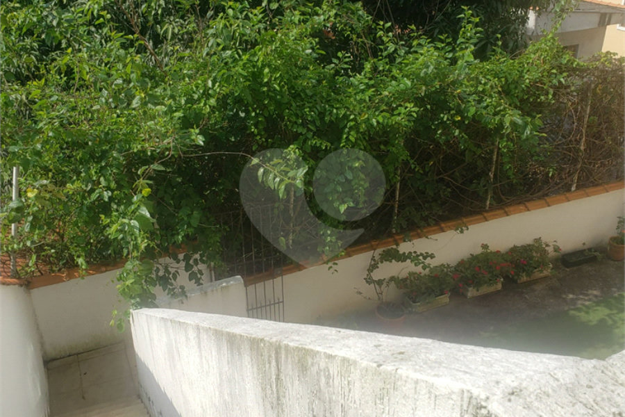 Sobrado à venda com 3 quartos, sendo 1 suíte, em Tremembé, São Paulo, SP