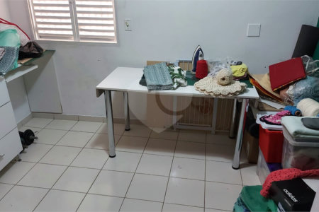 Sobrado à venda com 15 quartos, sendo 1 suíte, em Vila Aurora (zona Norte), São Paulo, SP