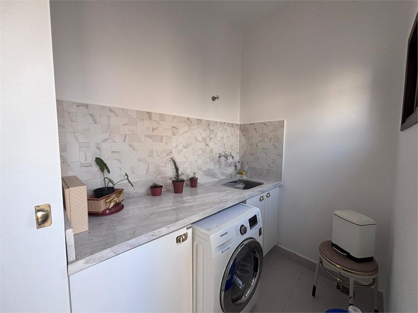 Casa à venda com 2 quartos, sendo 1 suíte, no condomínio Horizontes de Sorocaba, Sorocaba - SP