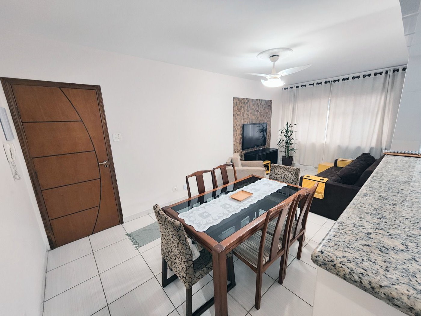 Apartamento com 2 dormitórios à venda, 86 m² por R$ 639.000,00 - Gonzaga - Santos/SP