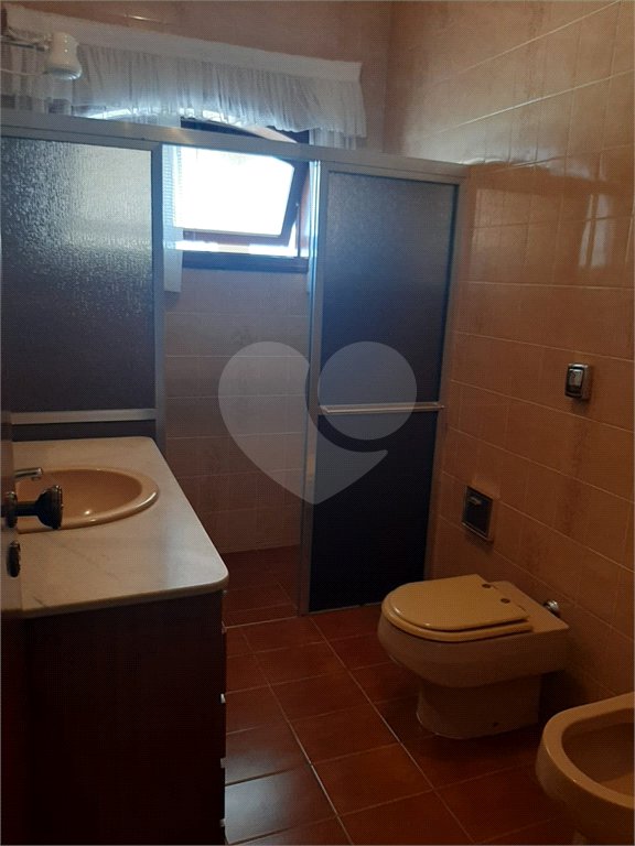 Casa à venda com 3 quartos, sendo 1 suíte, no Centro, Vinhedo, SP