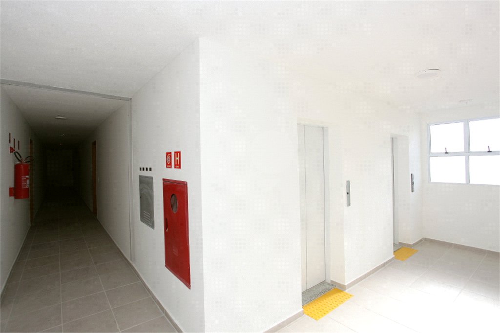 Apartamento à venda com 2 quartos em Vila Antonieta, São Paulo, SP