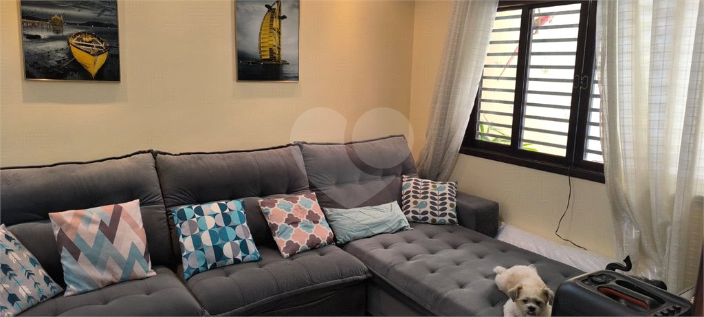 Sobrado à venda com 3 quartos, sendo 1 suíte, em Jardim Taboão, São Paulo, SP