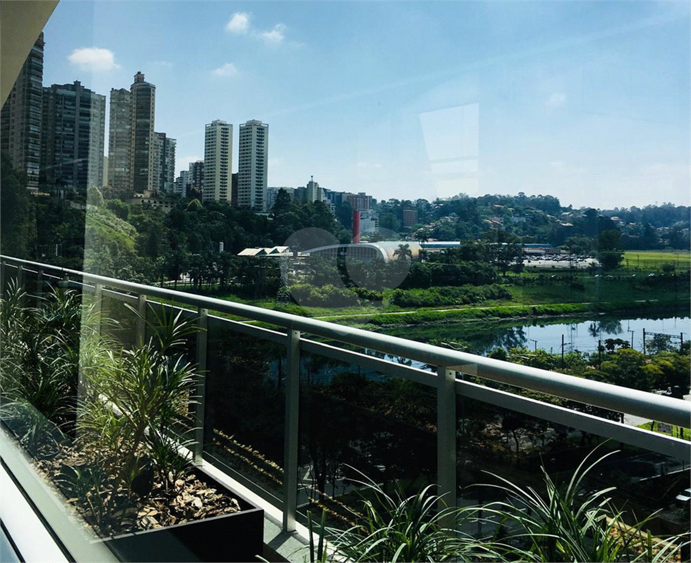 Apartamento à venda com 1 suíte em Chácara Santo Antônio, São Paulo, SP