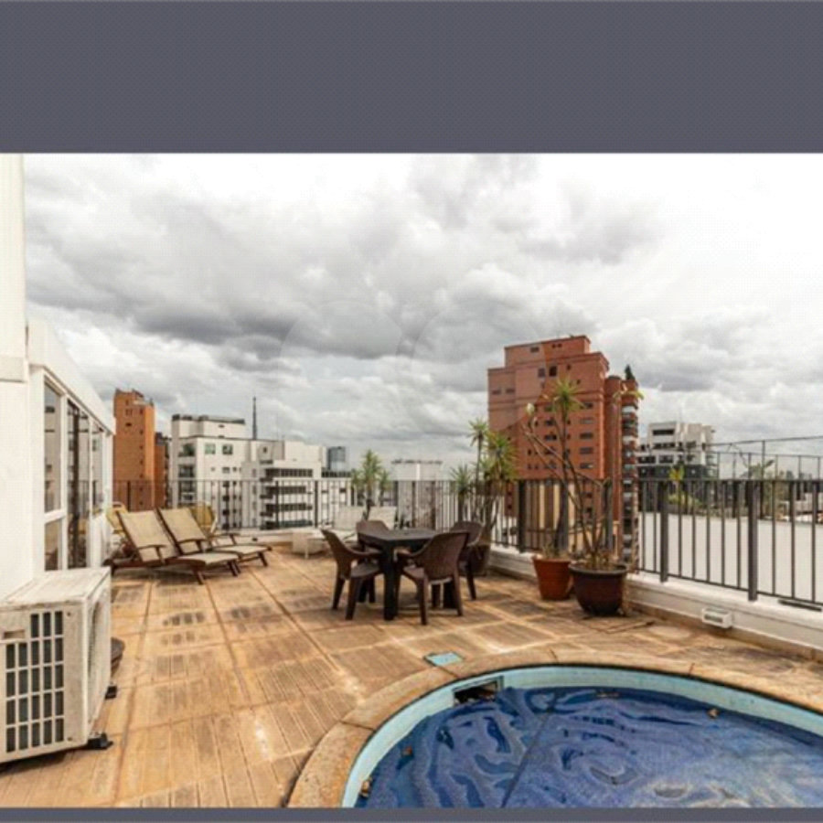 Duplex à venda com 3 suítes em Higienópolis, São Paulo, SP