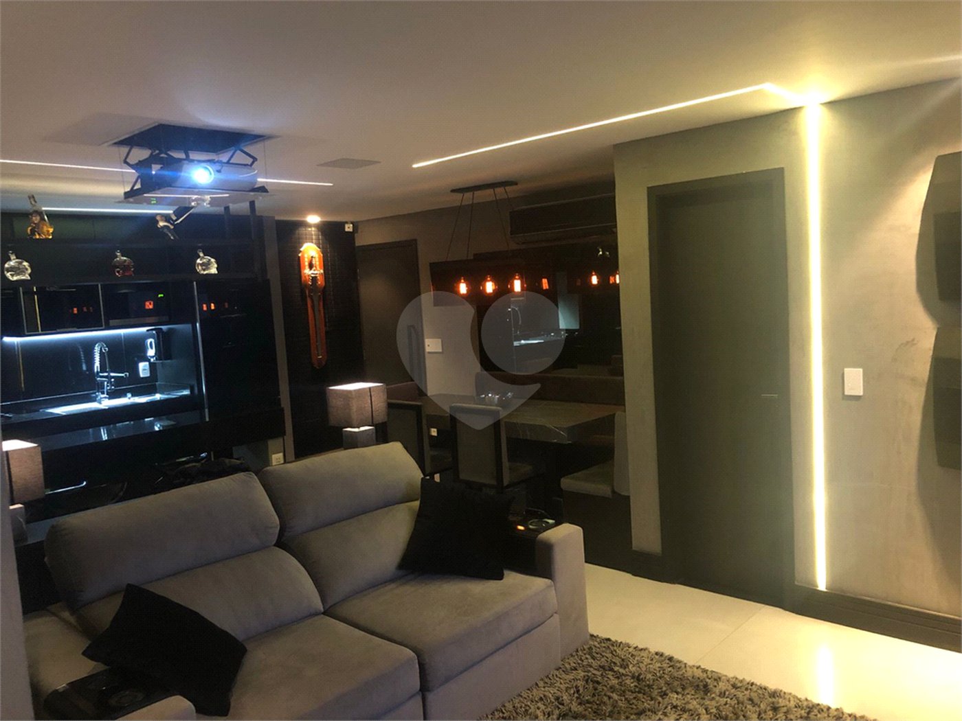 Apartamento à venda com 1 suíte em Jardim das Laranjeiras, São Paulo, SP