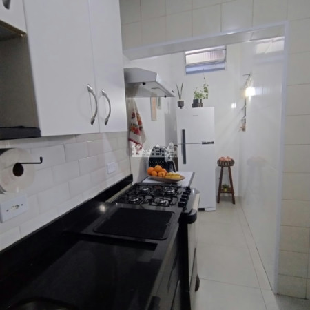 Casa à venda com 2 quartos no condomínio Almeria, Atibaia - SP