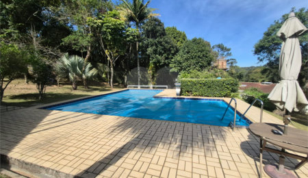 Casa à venda com 3 suítes no condomínio Parque Imperial da Cantareira, Mairiporã - SP