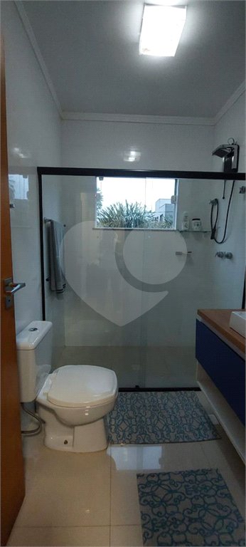 Casa para alugar com 4 quartos, sendo 3 suítes,  no condomínio Figueira Garden, Atibaia - SP