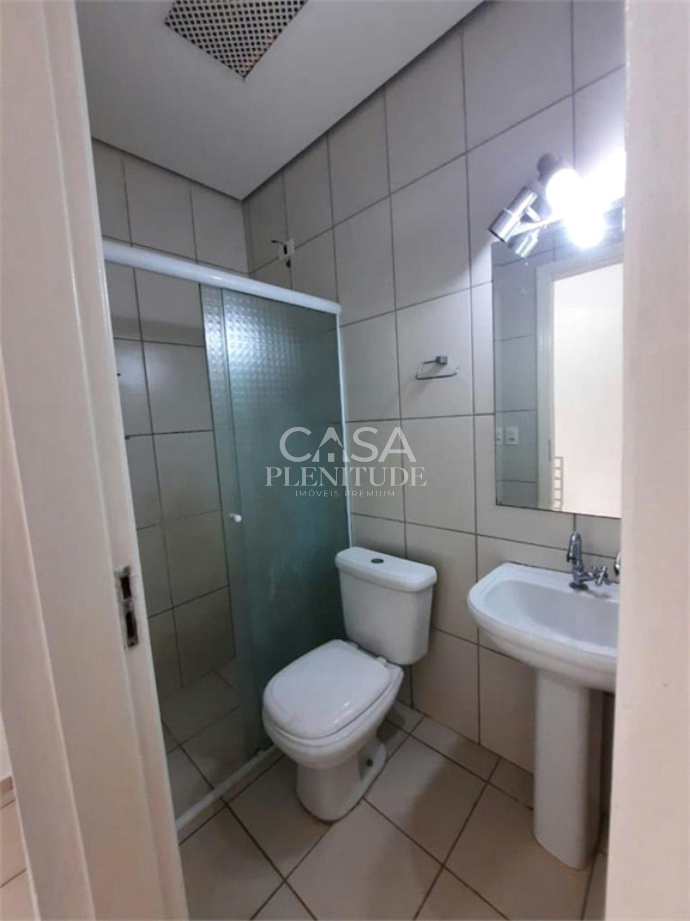 Casa em condomínio à venda com 2 quartos em Jardim Karolyne, Votorantim, SP