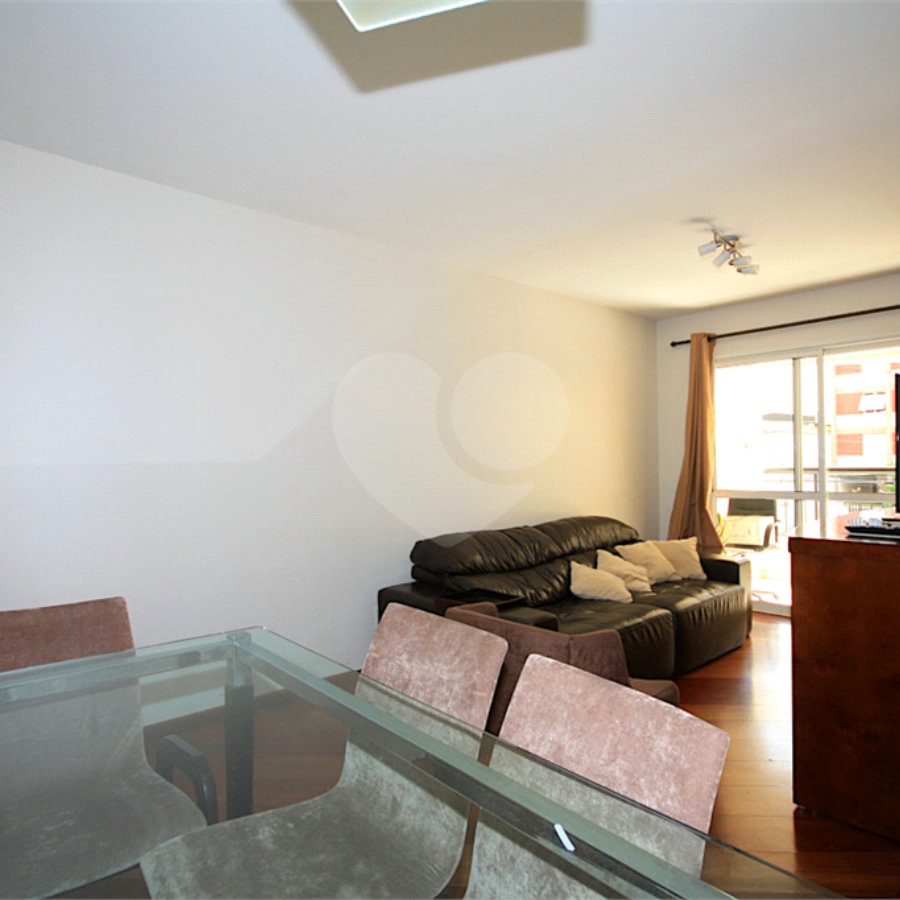 Apartamento à venda com 2 quartos, sendo 1 suíte, em Pinheiros, São Paulo, SP