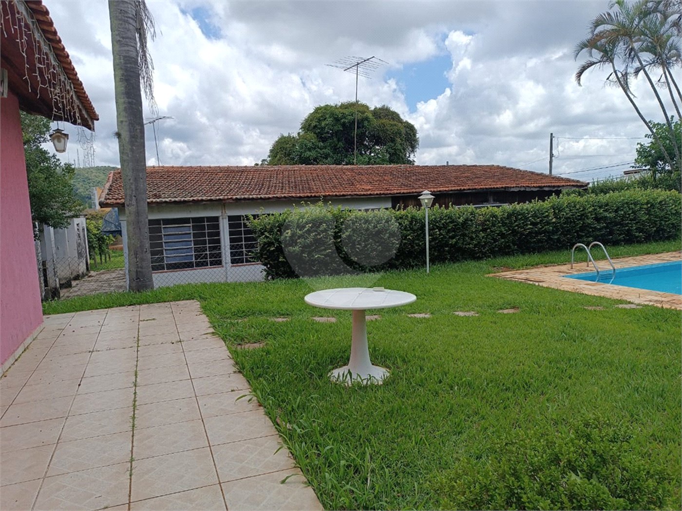 Casa à venda com 3 quartos em Vila Santa Rosália, São Roque, SP