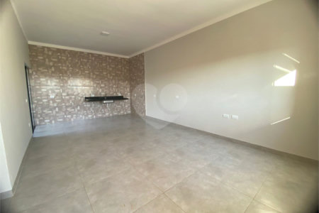 Casa à venda com 2 quartos, sendo 1 suíte,  em Ipê, Três Lagoas, MS