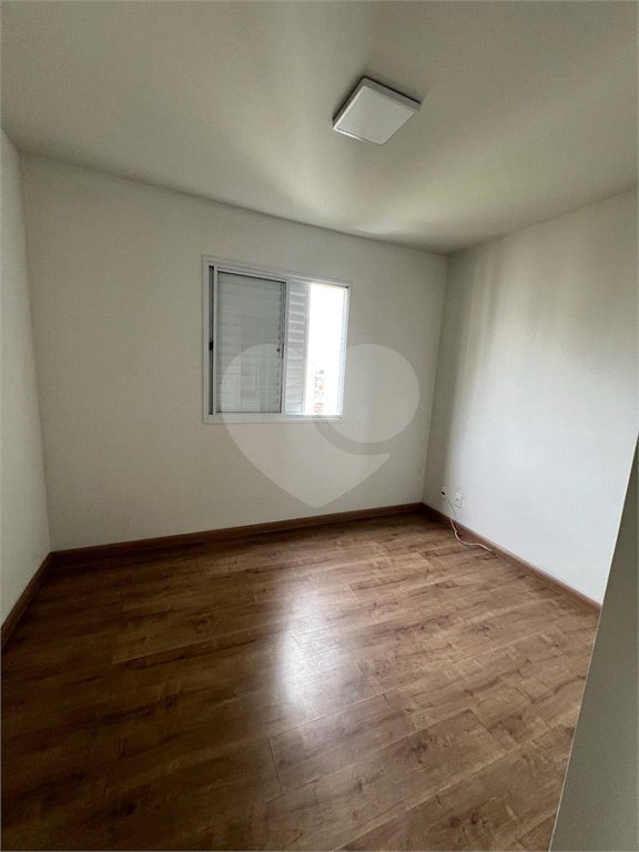 Apartamento à venda com 3 quartos, sendo 1 suíte,  em Parque Reboucas, São Paulo, SP