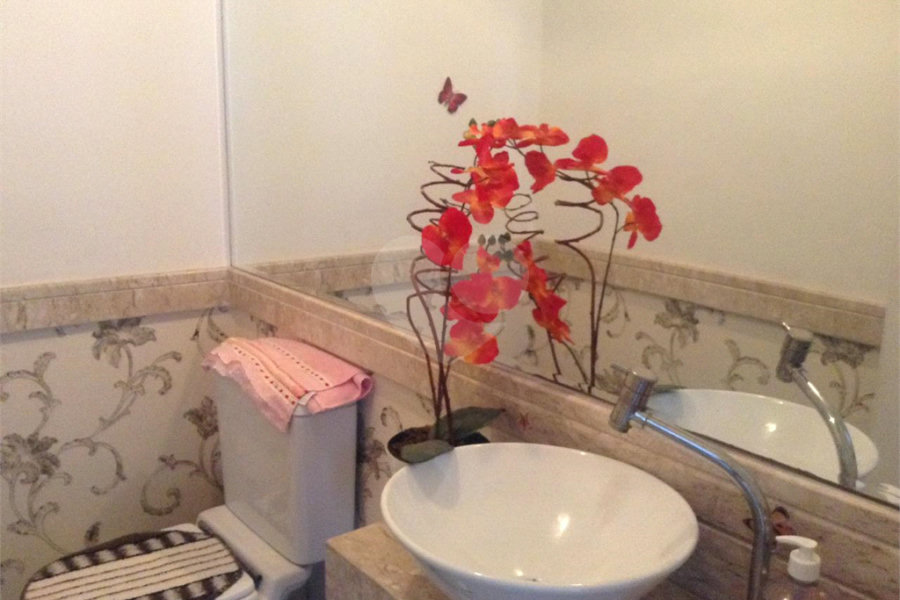 Apartamento à venda com 3 suítes em Santa Teresinha, São Paulo, SP
