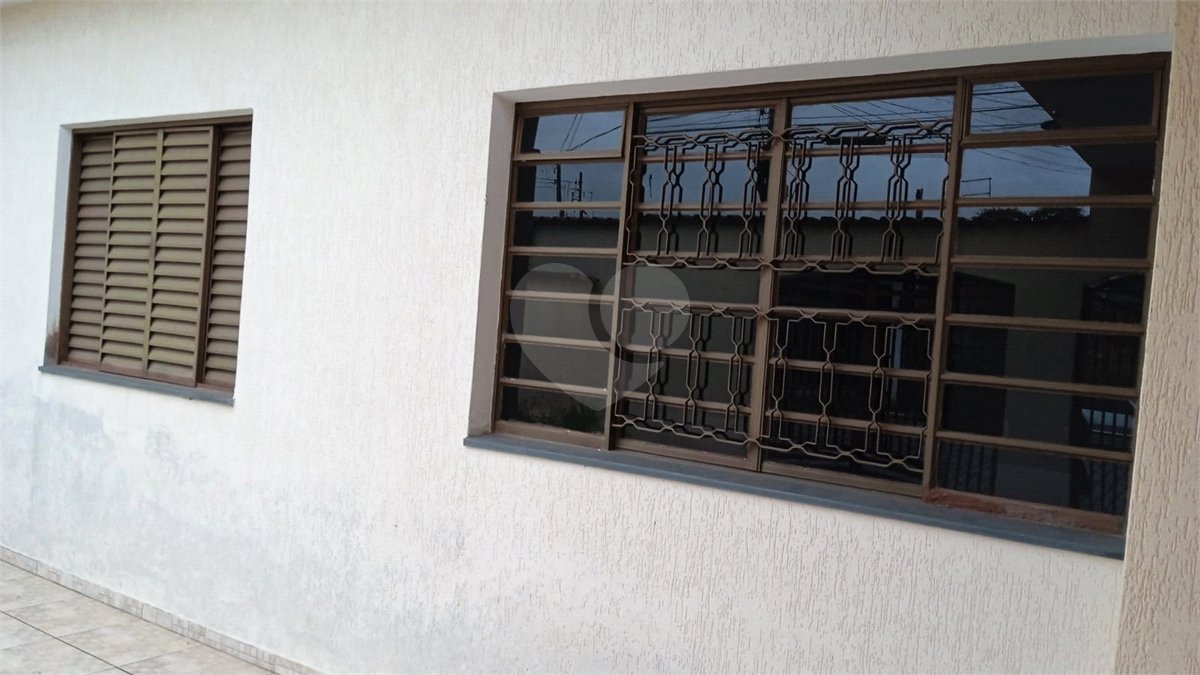 Casa à venda com 4 quartos em Parque Maria Helena, Suzano, SP