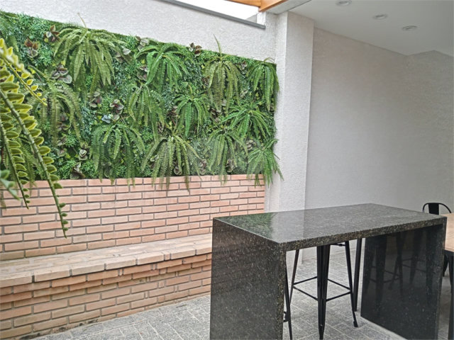 Casa à venda com 2 suítes no condomínio Residencial Napoles, São Paulo - SP