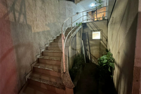 Casa à venda ou para alugar com 3 quartos, sendo 1 suíte,  em Jardim Vivan, São Paulo, SP