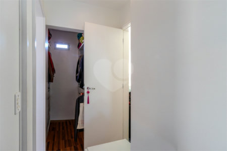 Sobrado à venda com 3 quartos, sendo 1 suíte, em Alto da Boa Vista, São Paulo, SP