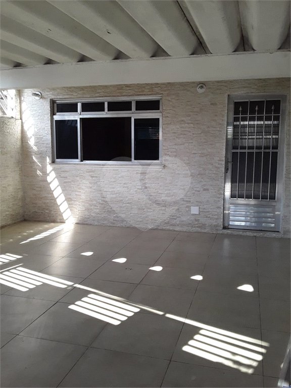 Casa à venda com 2 quartos, sendo 1 suíte, em Vila Gustavo, São Paulo, SP