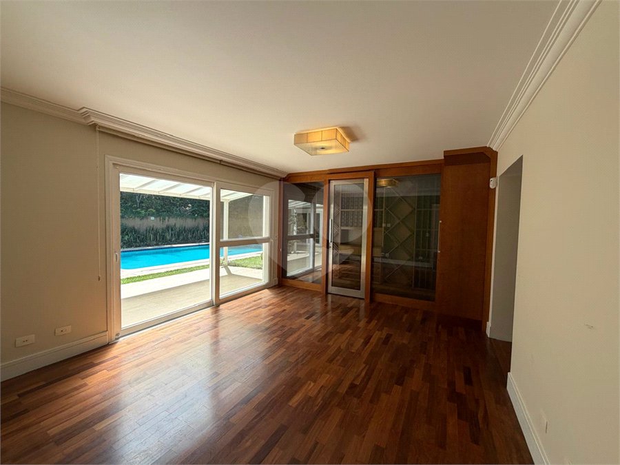 Casa à venda ou para alugar com 4 quartos, sendo 3 suítes, em Alto da Boa Vista, São Paulo, SP