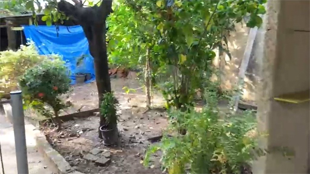Casa à venda com 3 quartos, sendo 1 suíte,  no Centro, Salto, SP