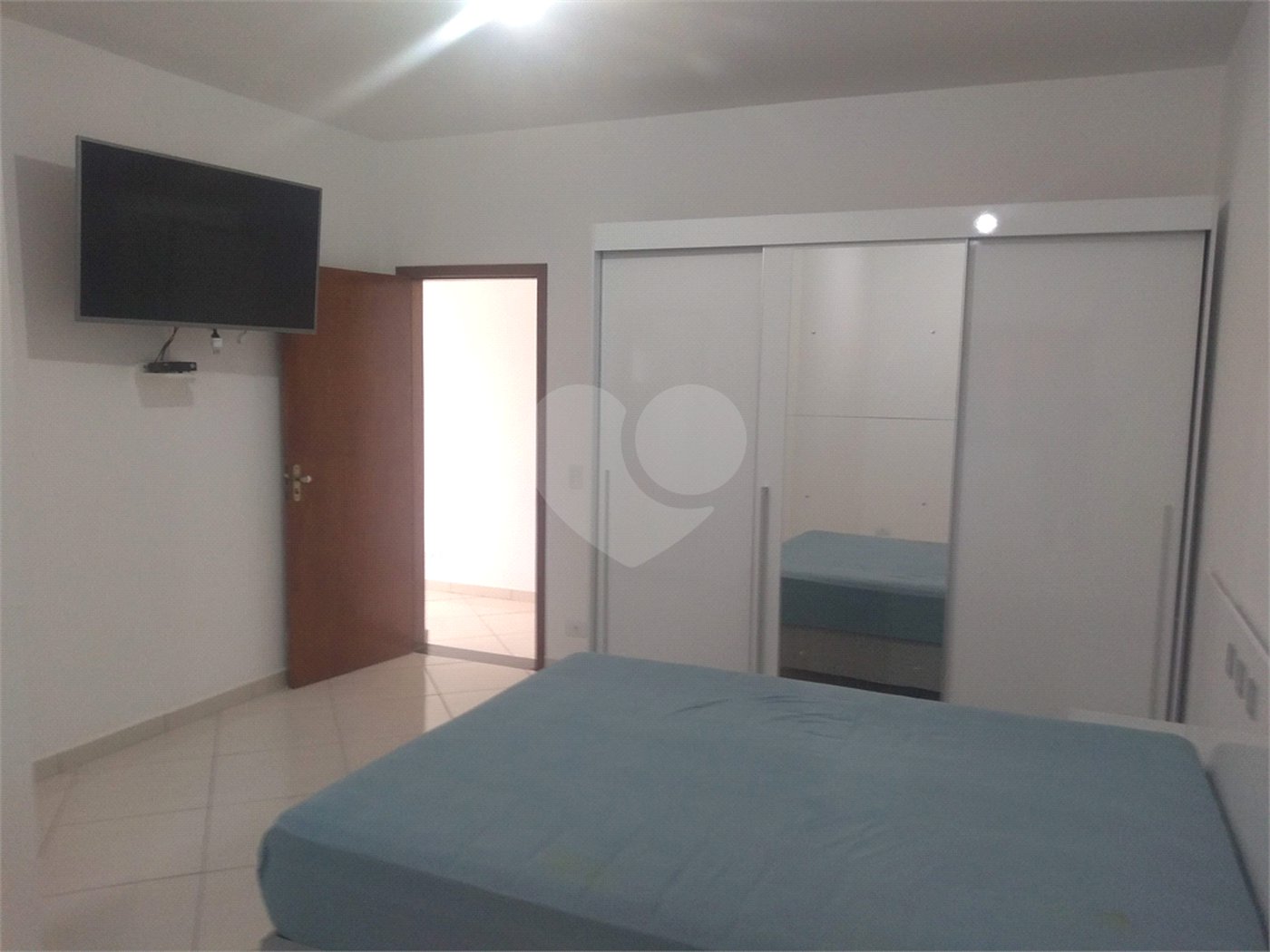 Chácara à venda com 4 suítes em Pirucaia, Mairiporã, SP