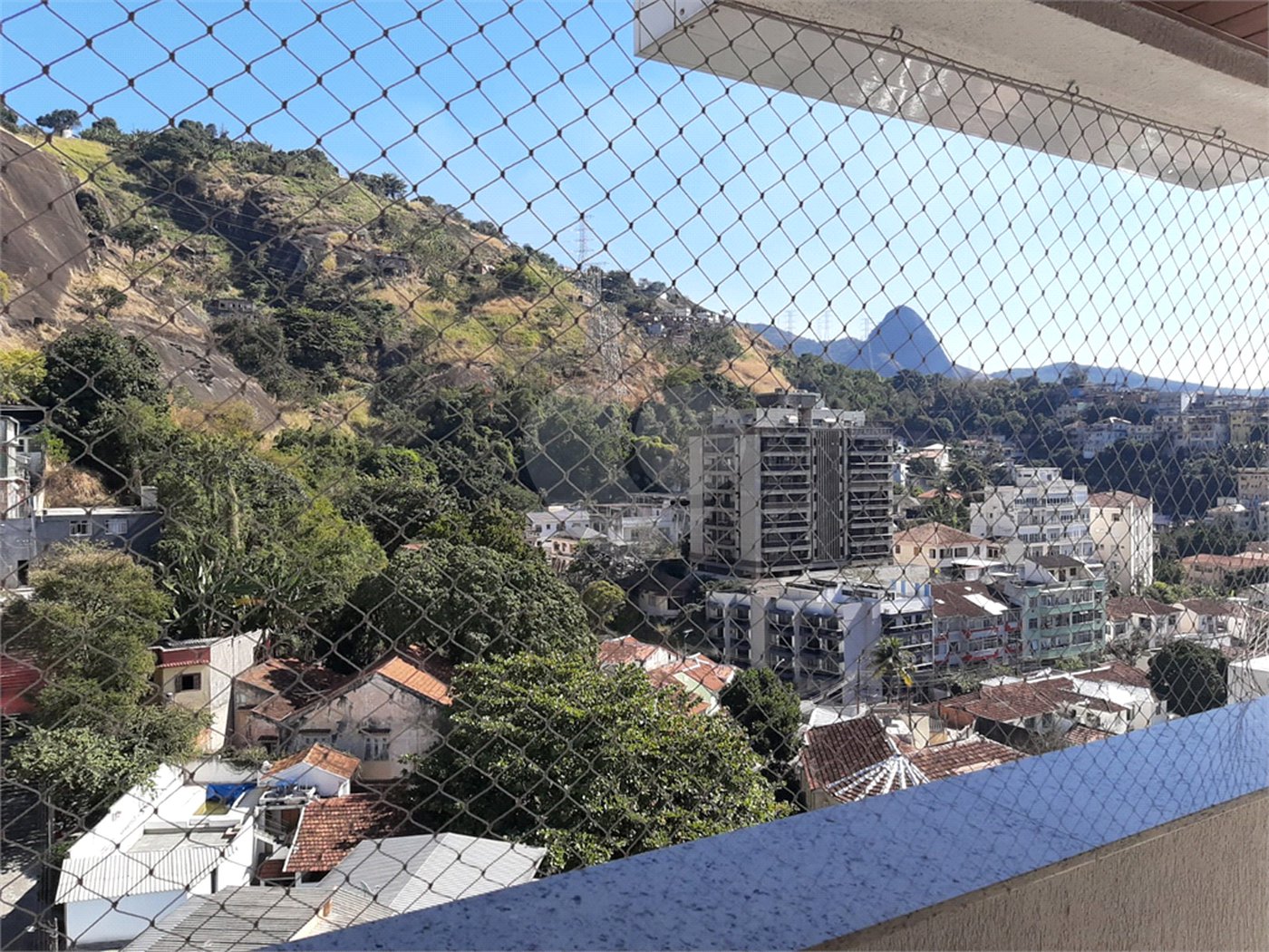 Cobertura à venda com 3 quartos, sendo 2 suítes,  em Tijuca, Rio de Janeiro, RJ