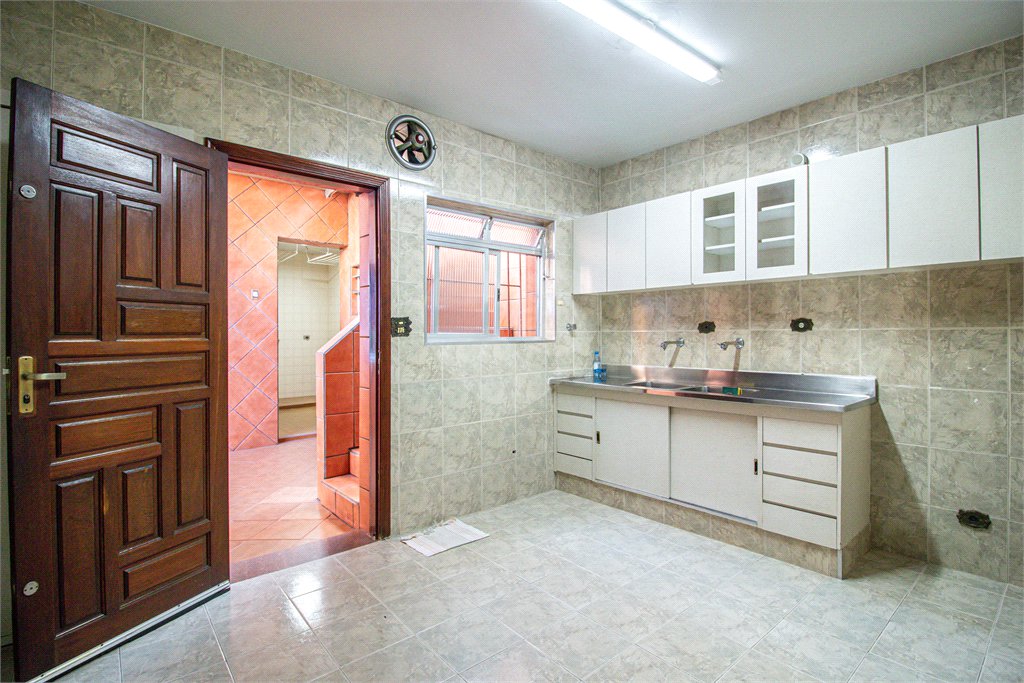 Sobrado à venda com 3 quartos em Vila Cruzeiro, São Paulo, SP