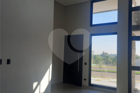 Casa à venda com 3 suítes no condomínio Alphaville 4, Votorantim - SP