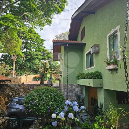 Casa à venda com 4 quartos, sendo 3 suítes, em Jardim Tapajós, Atibaia, SP