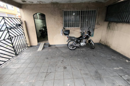 Sobrado à venda com 2 quartos, sendo 1 suíte, em Jardim Jamaica, São Paulo, SP