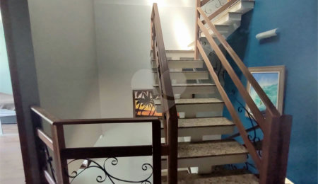 Casa à venda com 4 quartos, sendo 1 suíte, em Santana, São Paulo, SP