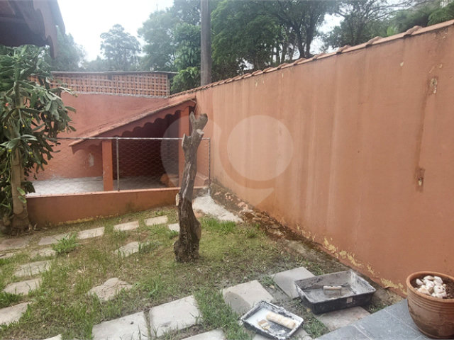 Sobrado à venda com 4 quartos, sendo 2 suítes,  em Lavapés, Mairiporã, SP