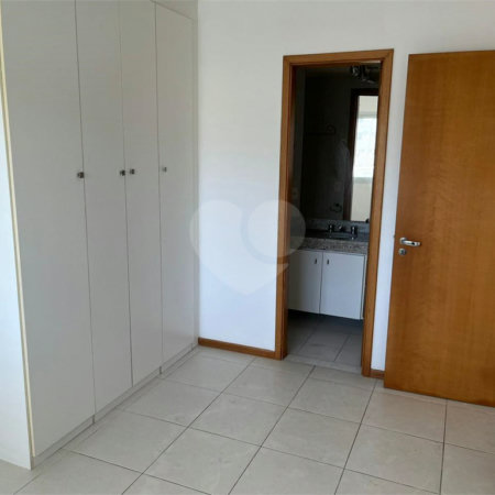 Cobertura à venda com 2 quartos, sendo 1 suíte, em Recreio dos Bandeirantes, Rio de Janeiro, RJ