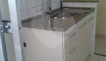 Apartamento à venda com 2 quartos em Vila Pelicano, São Carlos, SP