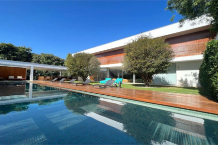 Casa à venda com 5 suítes no condomínio Millenium Campolim, Sorocaba - SP