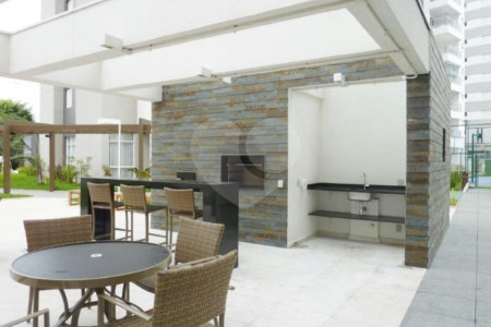 Apartamento à venda com 2 quartos em Vila Anastácio, São Paulo, SP