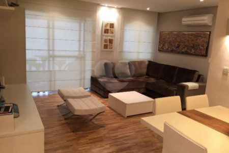 Apartamento à venda com 2 suítes em Real Parque, São Paulo, SP