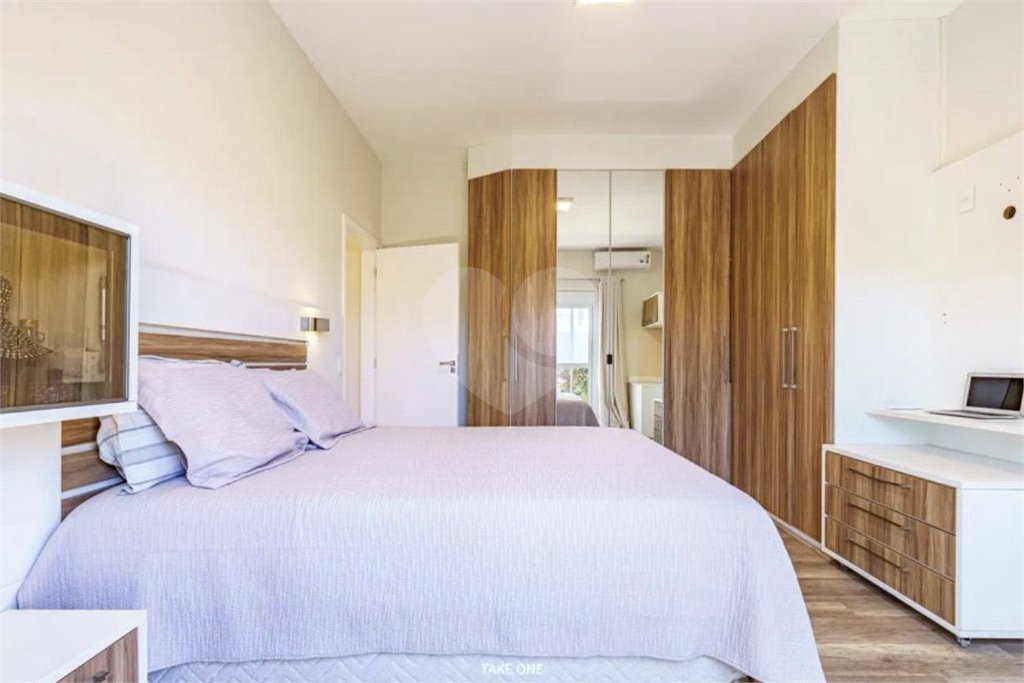 Casa à venda com 3 suítes no condomínio Villagio DI Verona, Vinhedo - SP