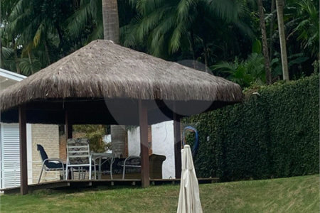 Casa à venda com 3 suítes em Chácara Granja Velha, Cotia, SP