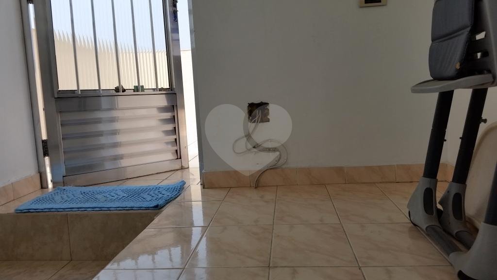 Sobrado à venda com 3 quartos, sendo 1 suíte, em Tremembé, São Paulo, SP