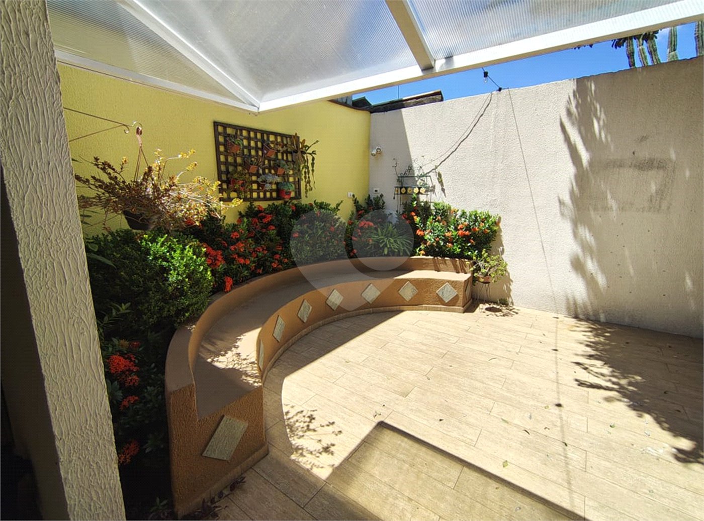 Casa à venda com 2 quartos, sendo 1 suíte, em Vila Santa Terezinha, Várzea Paulista, SP