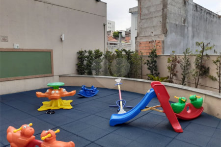 Apartamento à venda com 3 quartos, sendo 1 suíte,  em Vila Leonor, São Paulo, SP