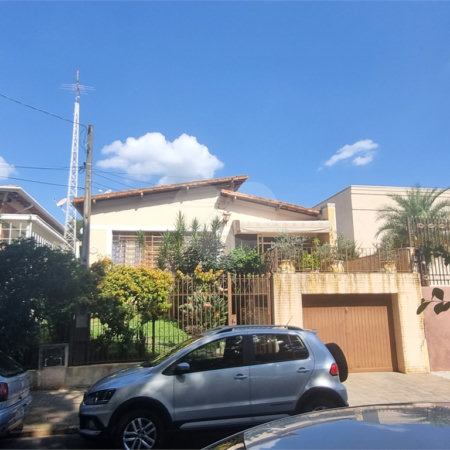 Casa à venda com 3 quartos no Centro, Vinhedo, SP