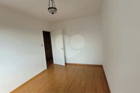 Apartamento à venda com 2 quartos em Santo Amaro, São Paulo, SP