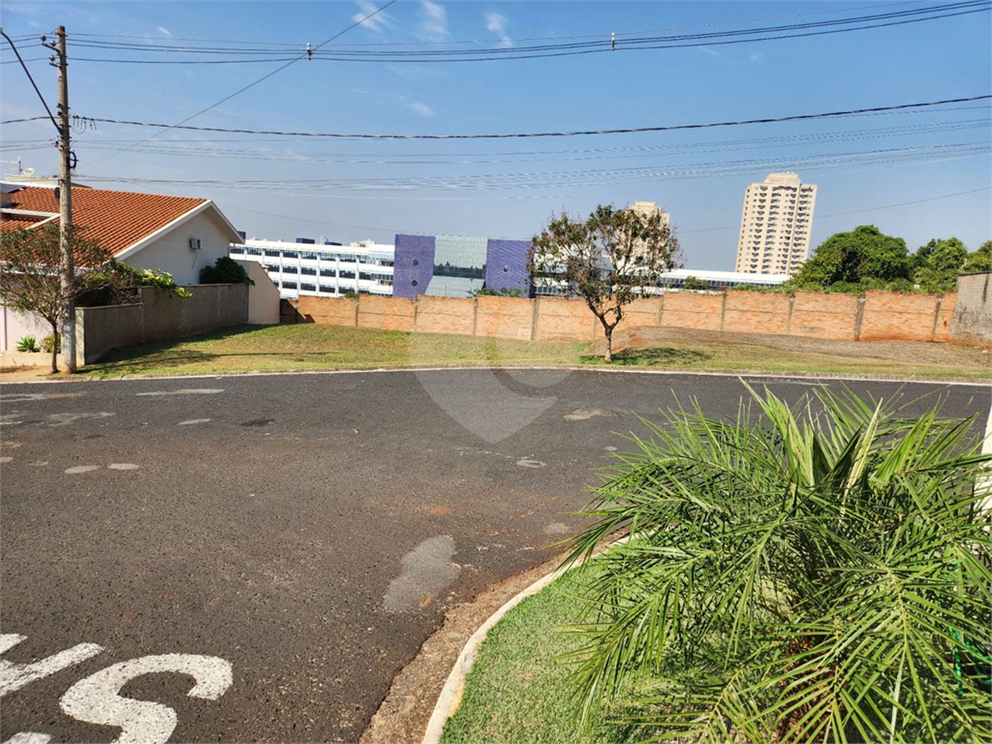 Terreno à venda em Altos do Jaraguá, Araraquara, SP