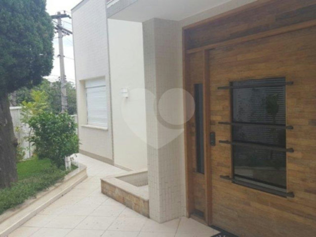 Casa Térrea à venda com 4 quartos, sendo 3 suítes,  em Jardim Franca, São Paulo, SP