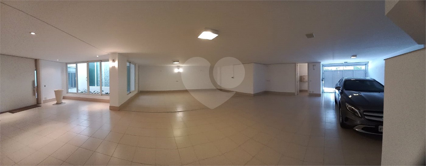 Sobrado à venda ou para alugar com 7 quartos, sendo 4 suítes,  em Cidade Jardim, São Paulo, SP