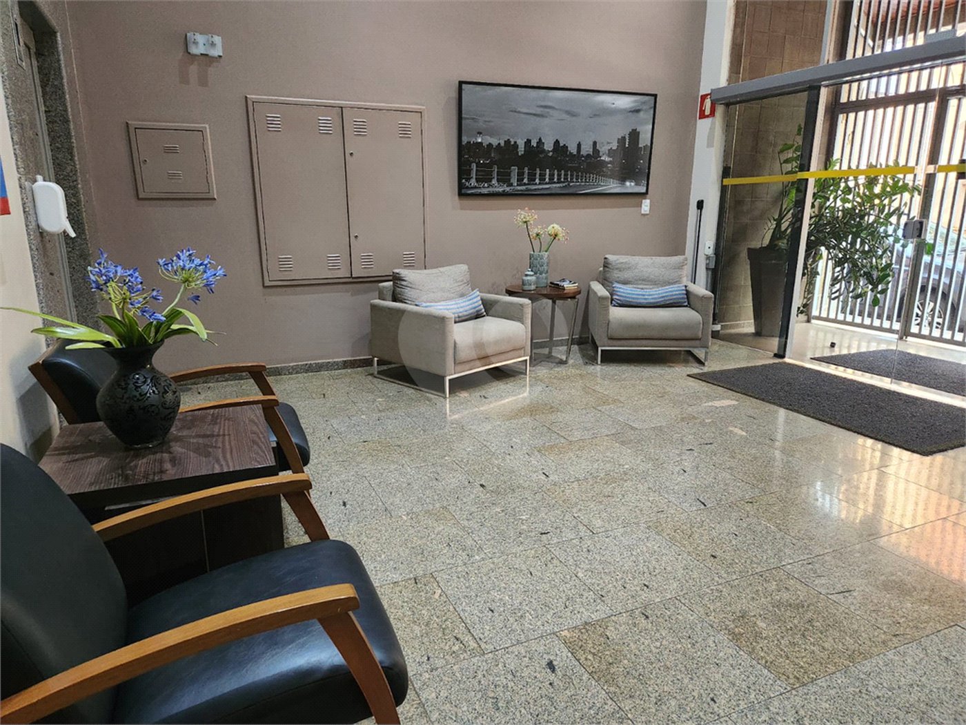Apartamento à venda com 4 quartos, sendo 2 suítes, no Centro, Araraquara, SP